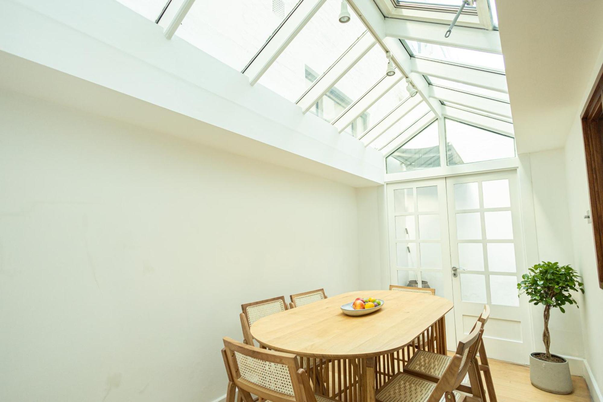 2Bedroom Gem In The Heart Of Kensington Londres Exterior foto